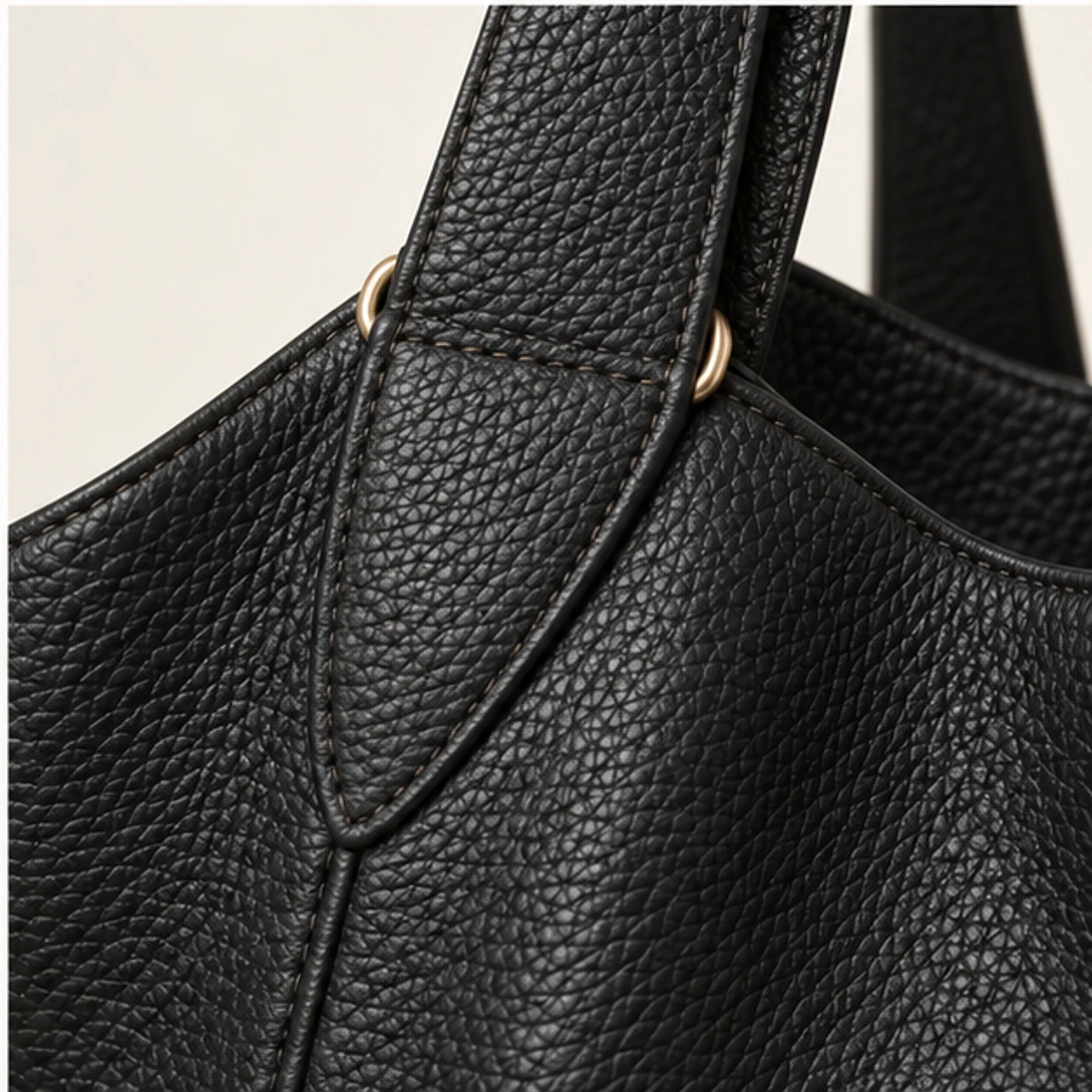 Black Oversized Pebbled Leather Slouch Tote manufacturing detail 4