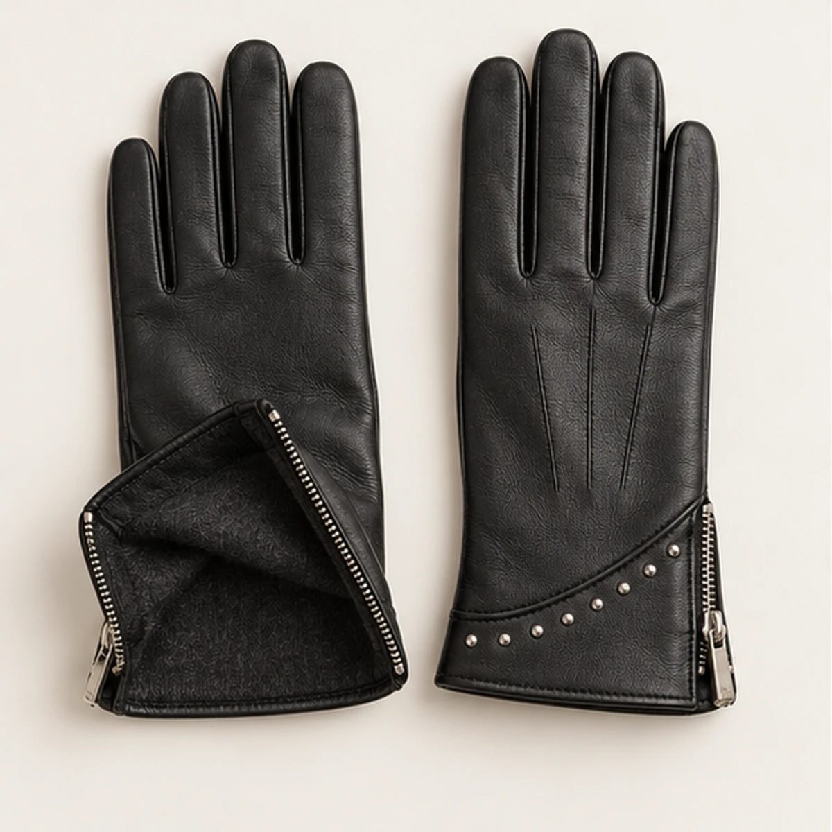 Women's Black Studded Moto Fashion Gloves manufacturing detail 3
