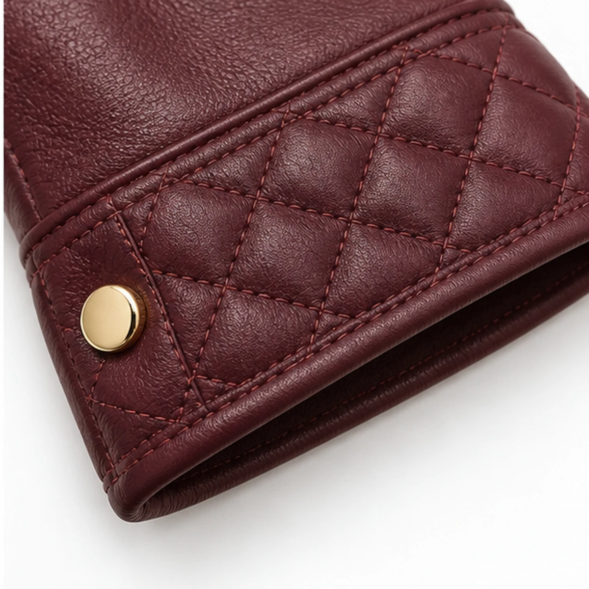 Women's Burgundy Quilted Nappa Fashion Gloves manufacturing detail 4
