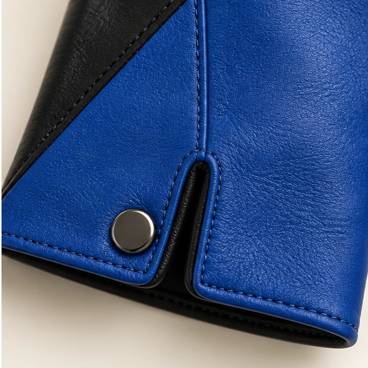 Women's Cobalt Color-Block Lambskin Gloves manufacturing detail 4