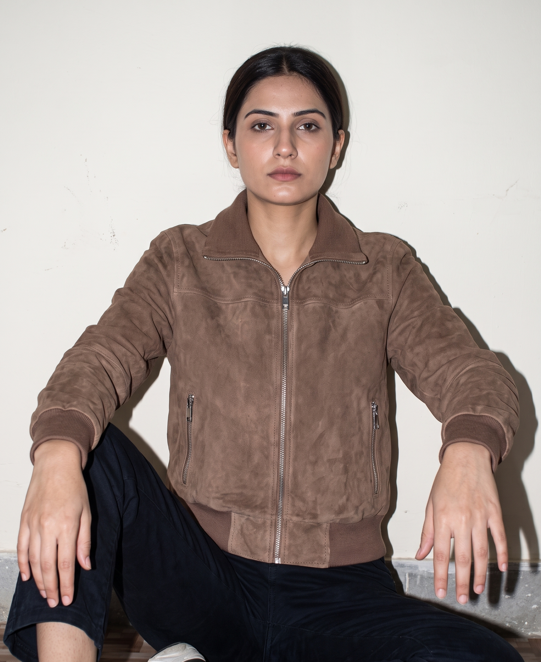 Women's Goat Suede Bomber Jacket manufacturing detail 2