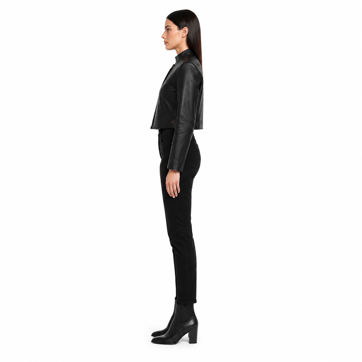 Women's Minimal Cropped Sheep Nappa Leather Jacket manufacturing detail 3
